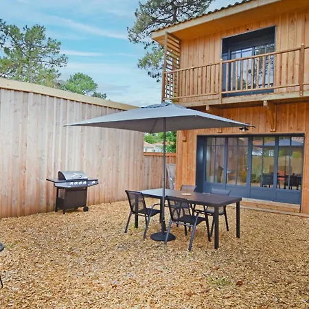 Maison 4 Chambres, Petit Piquey *
